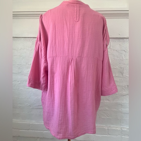 Acacia Swimwear Van Shirt in Sweet Pea Pink Gauze Organic Cotton Button Down - Picture 6 of 12